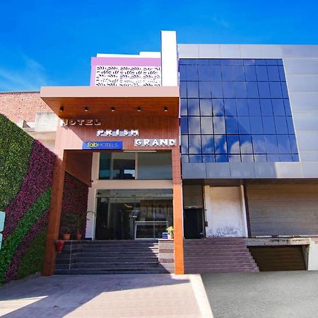 Fabhotel Prism Grand Zirakpur Buitenkant foto