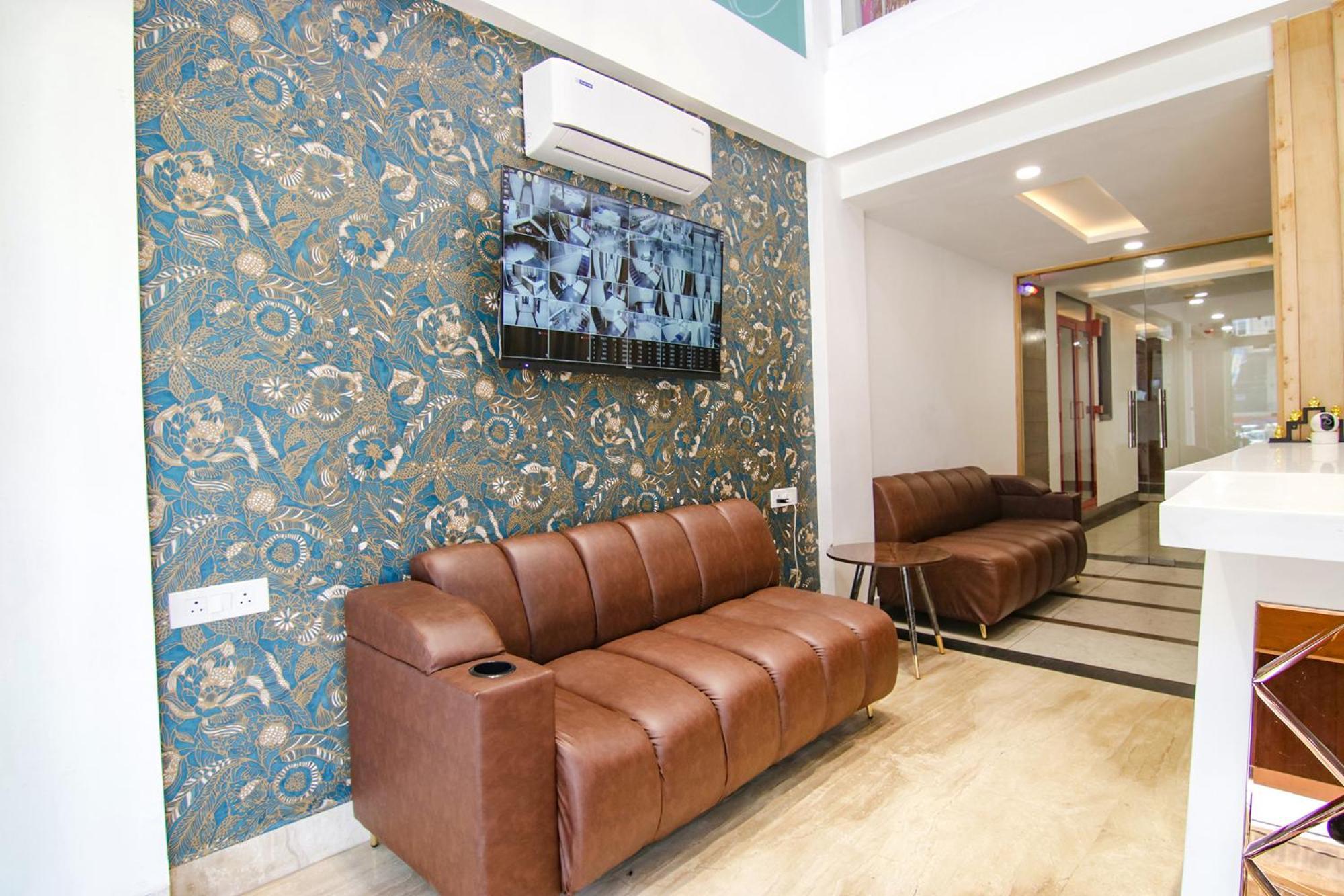 Fabhotel Prism Grand Zirakpur Buitenkant foto